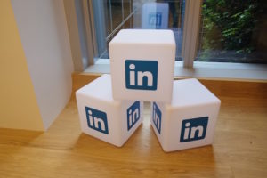 linkedin voir tous les profils